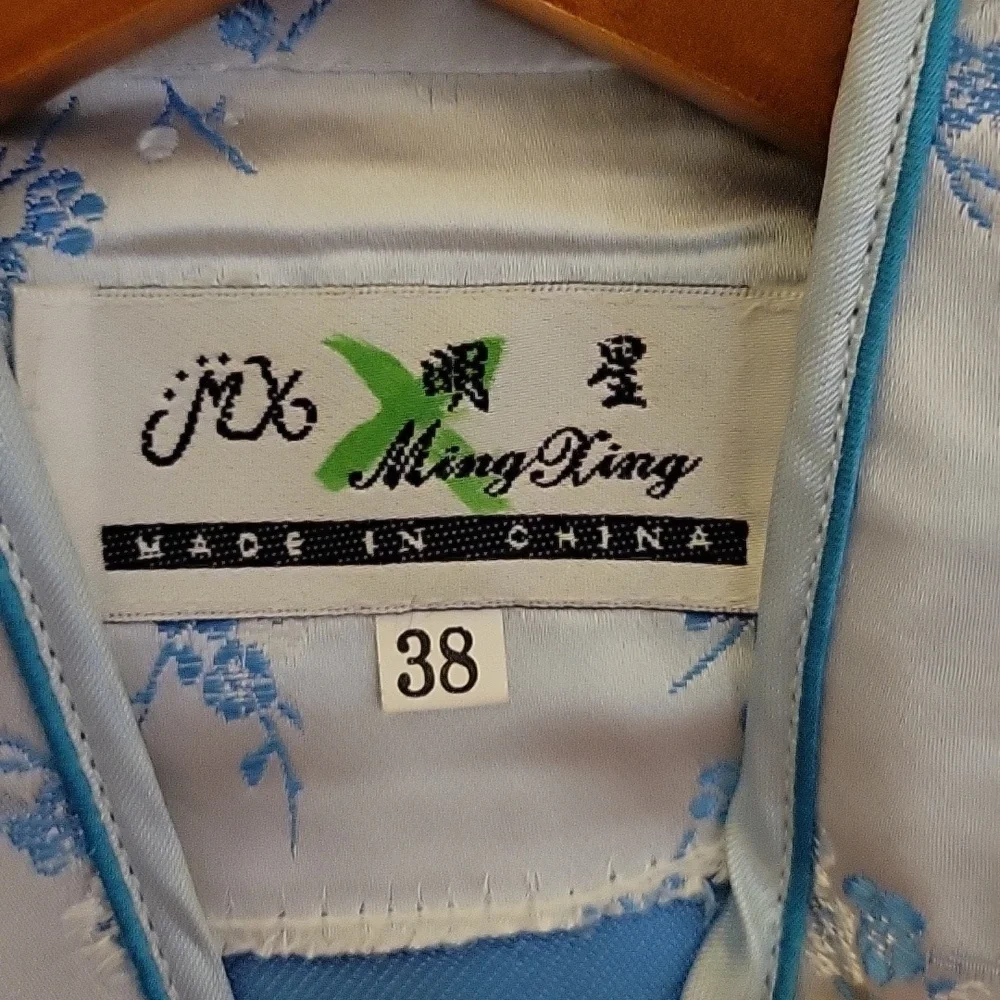 Elegant Blue Floral Cheongsam Dress - Picture 5 of 5